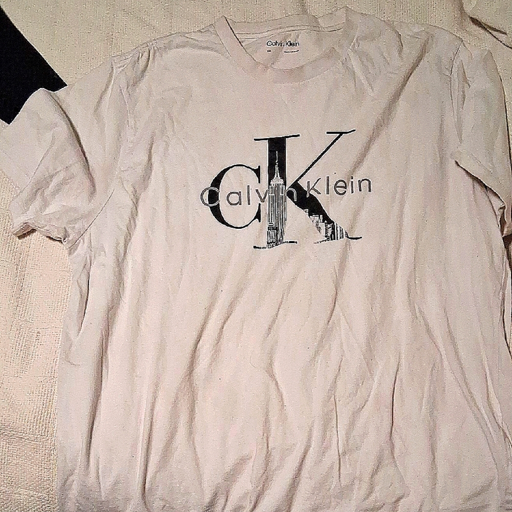 Calvin Klein White T-Shirt (XXL)
